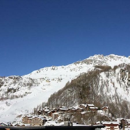 Appartement duplex de charme hyper centre à Val d'Isère Esterno foto